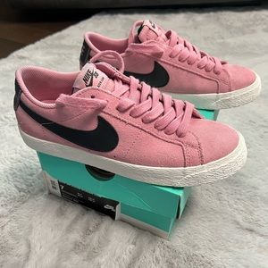 Nike SB Blazer Low Pink/Black